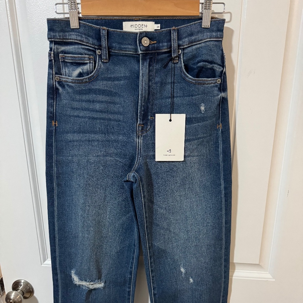 Hidden high rise cropped relaxed straight  Tracey size 25 waist